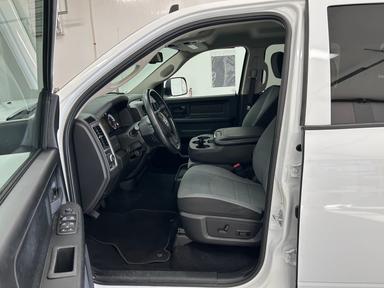 Ram 1500 Classic 2022 - Thumbnail 9