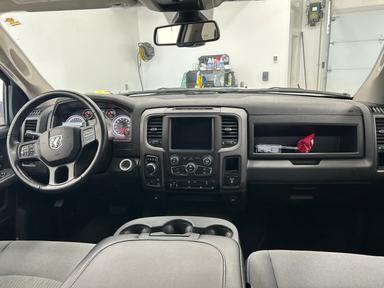 Ram 1500 Classic 2022 - Thumbnail 16