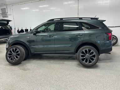 Kia Sorento 2022 - Thumbnail 3