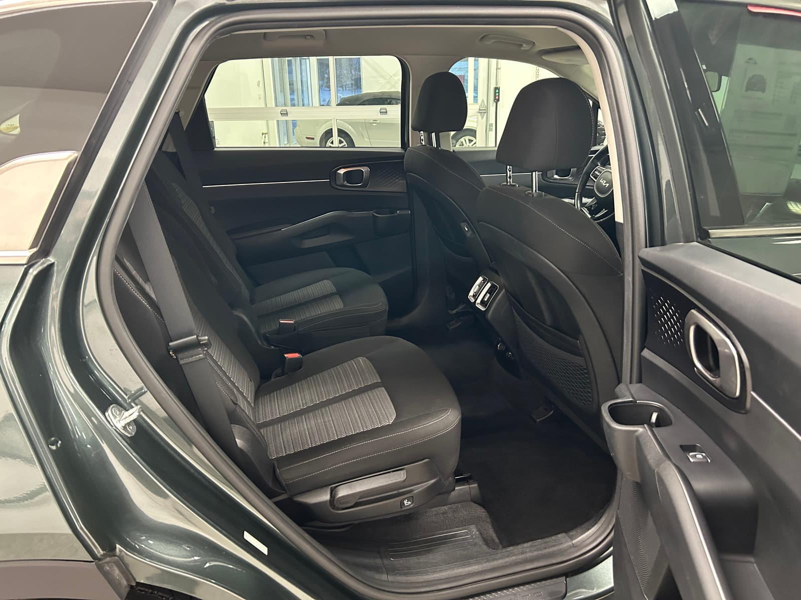 Kia Sorento 2022 - Image 16