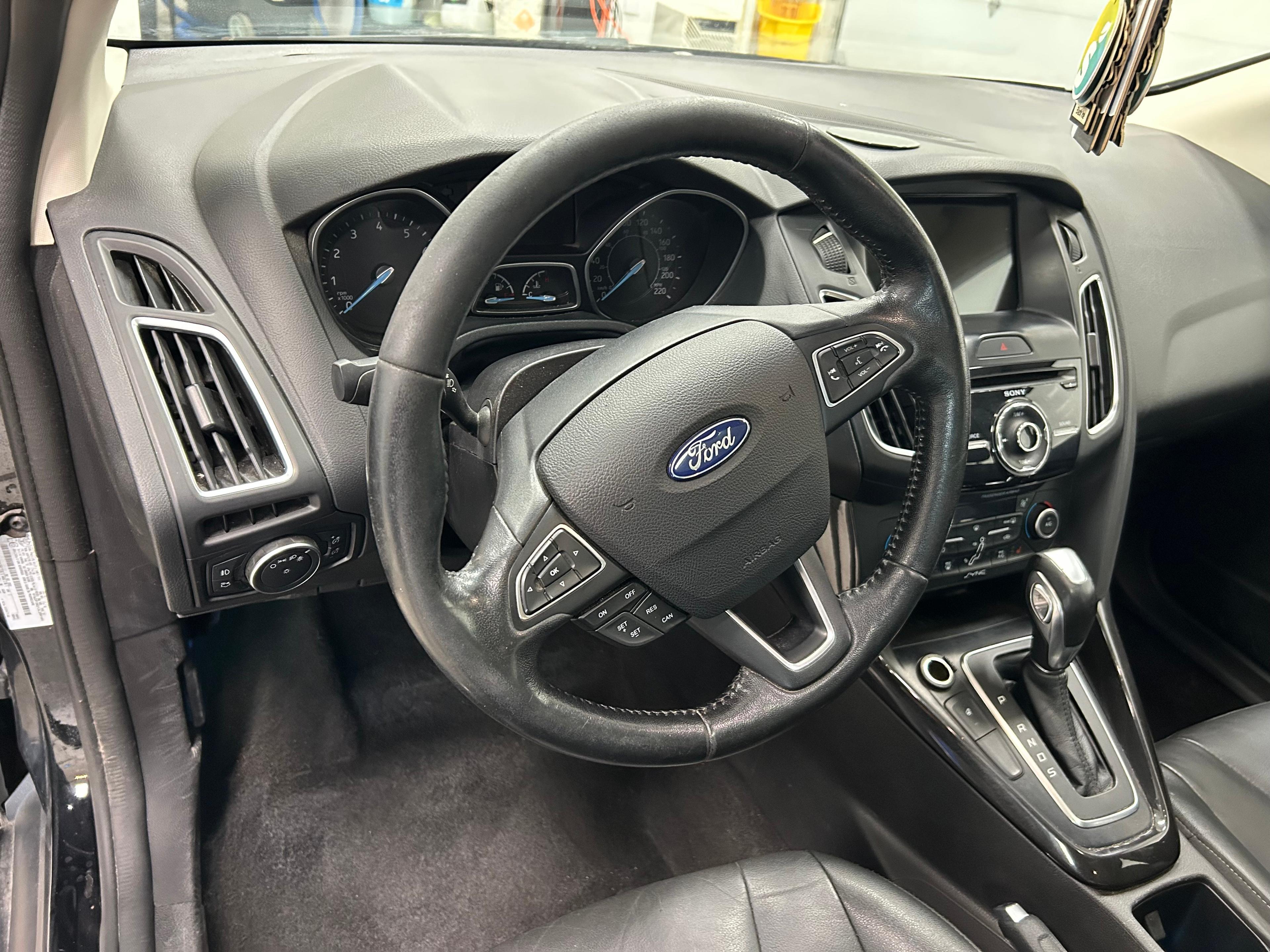 Ford Focus 2018 - Image 11
