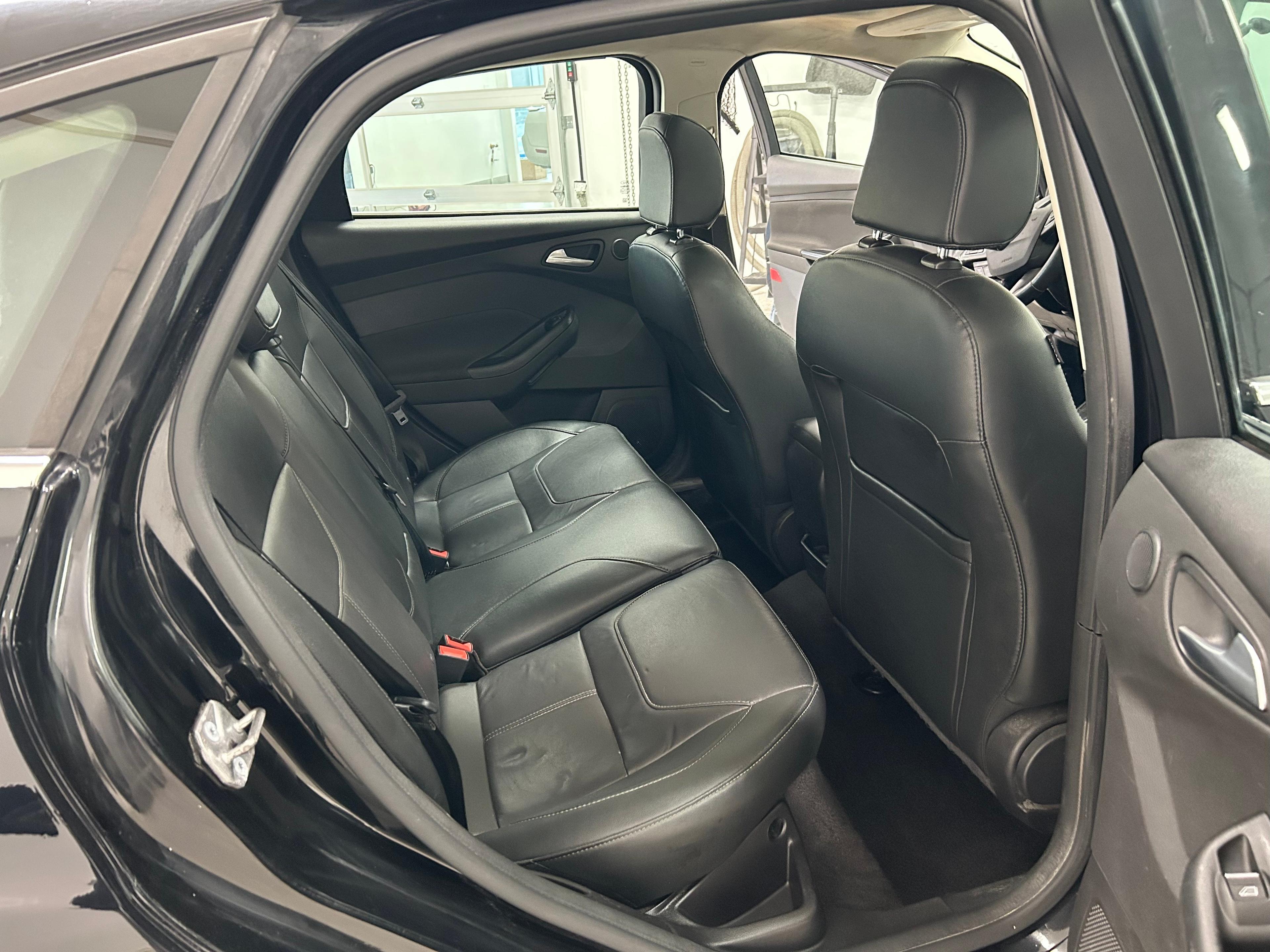 Ford Focus 2018 - Image 16