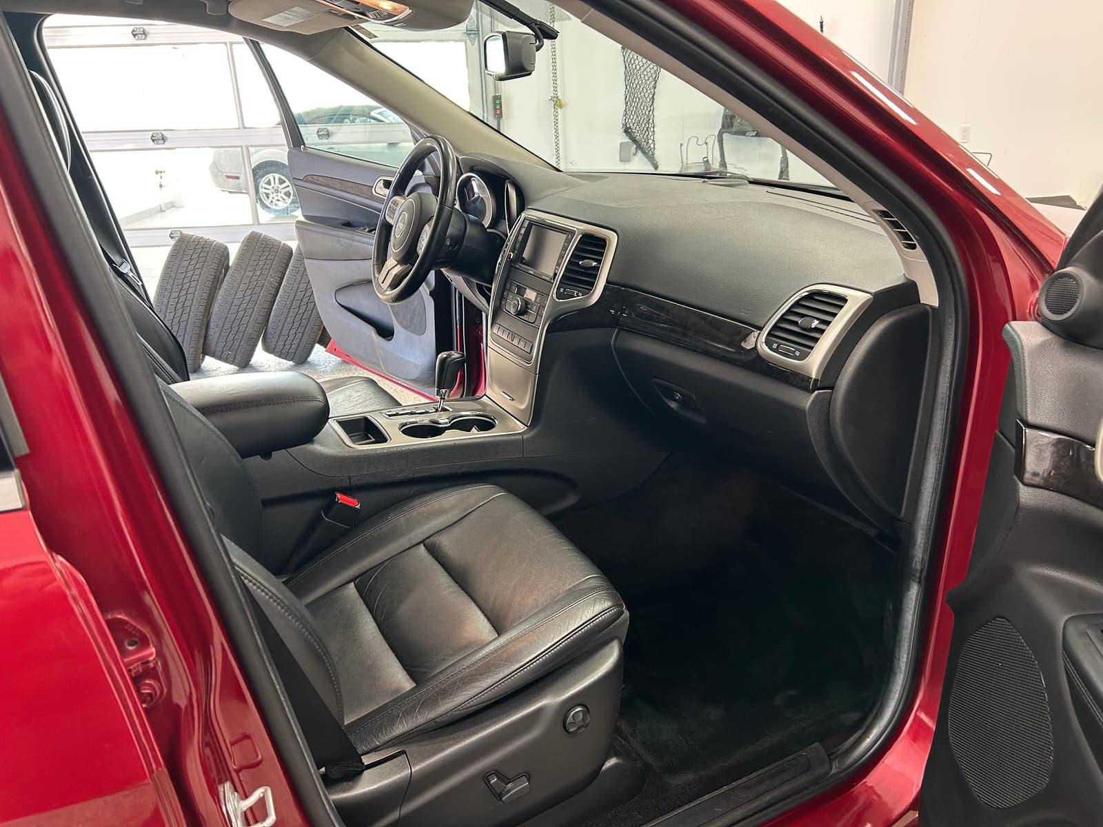 Jeep Grand Cherokee 2012 - Image 14