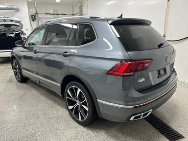 Volkswagen Tiguan 2022 - Thumbnail 4