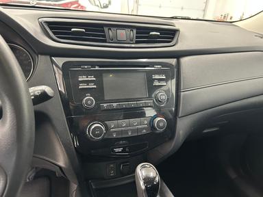 Nissan Rogue 2017 - Thumbnail 11