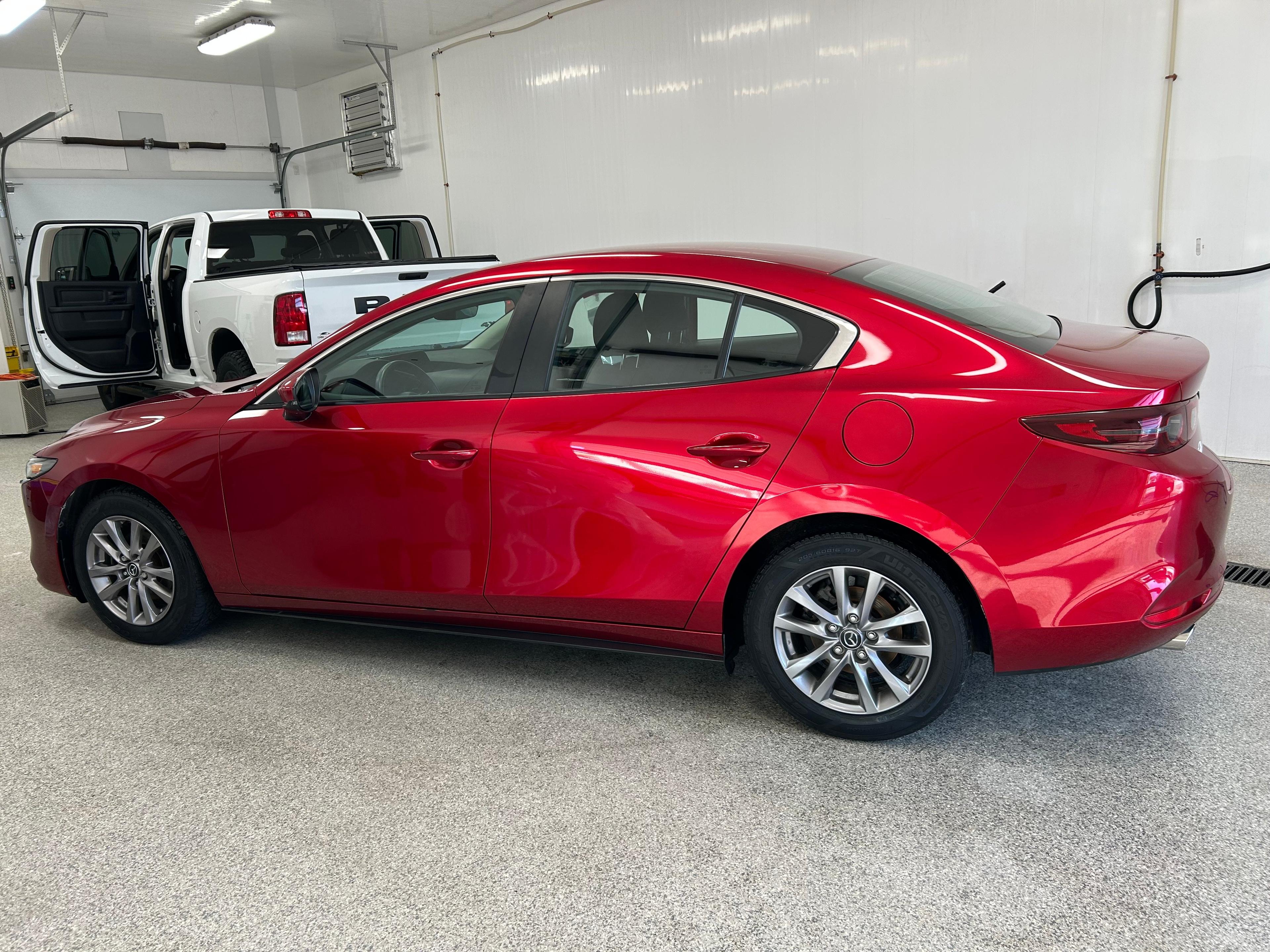 Mazda Mazda3 Sedan 2020 - Image 3