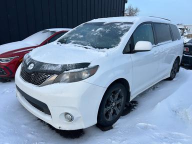 Toyota Sienna 2012 - Thumbnail 1