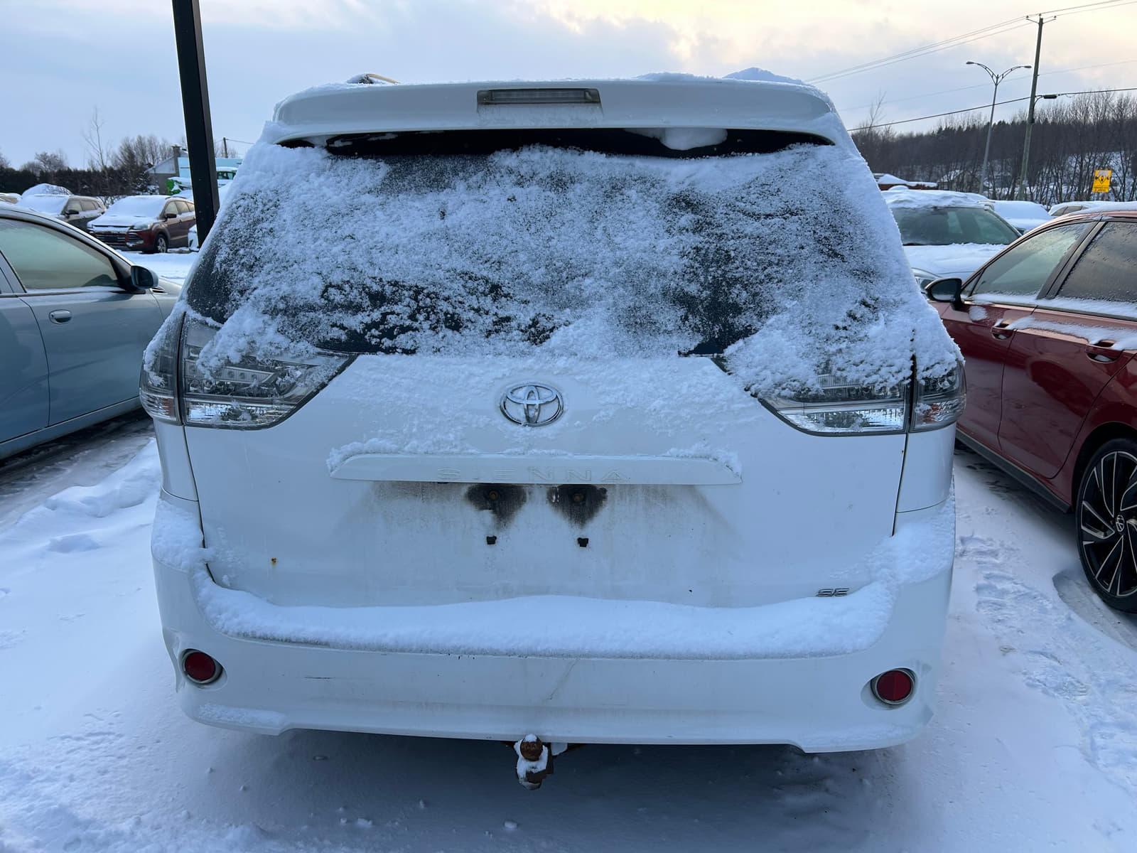 Toyota Sienna 2012 - Image 5