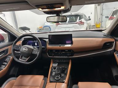 Nissan Rogue 2025 - Thumbnail 17