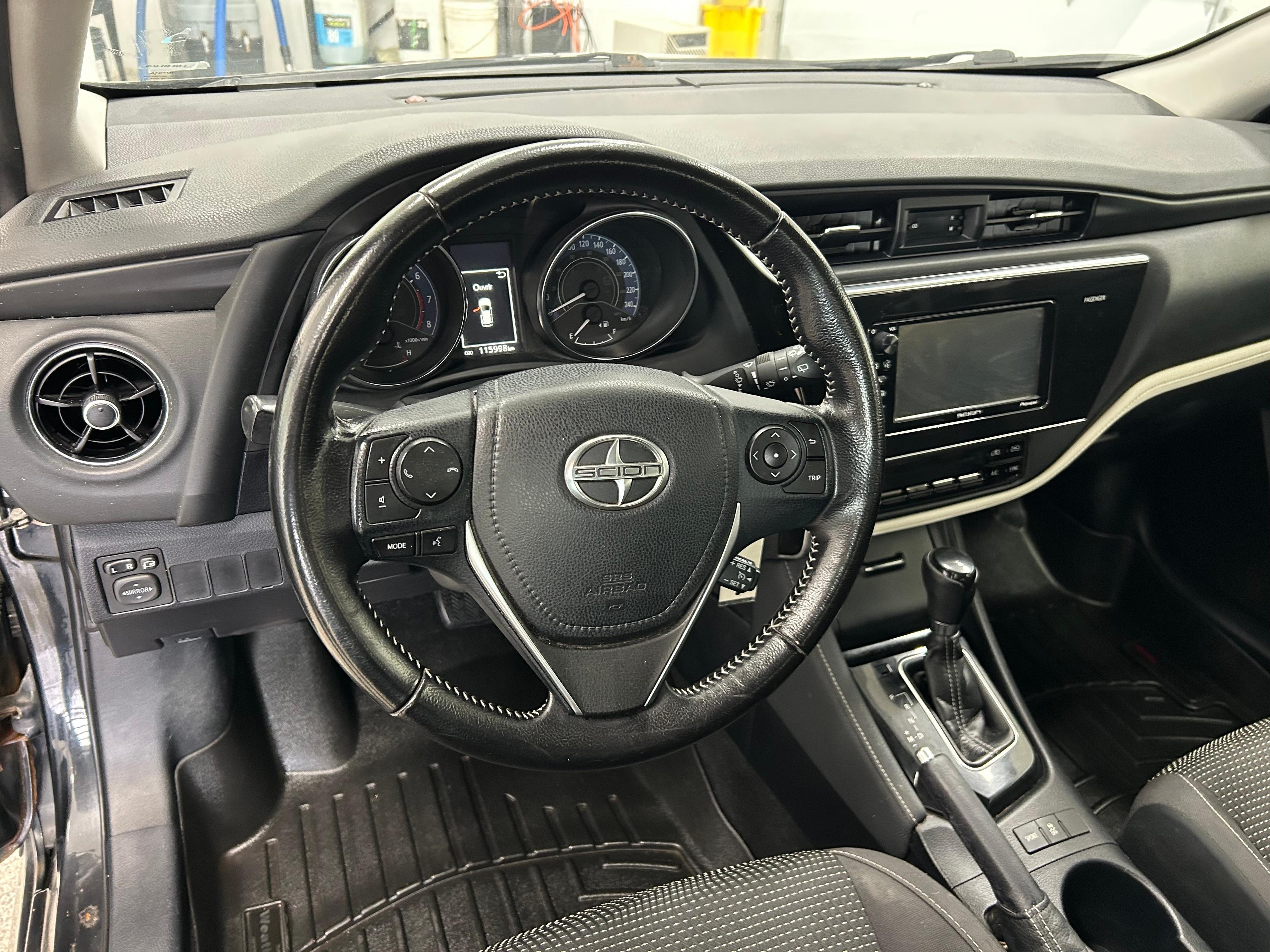 Scion iM 2016 - Image 4