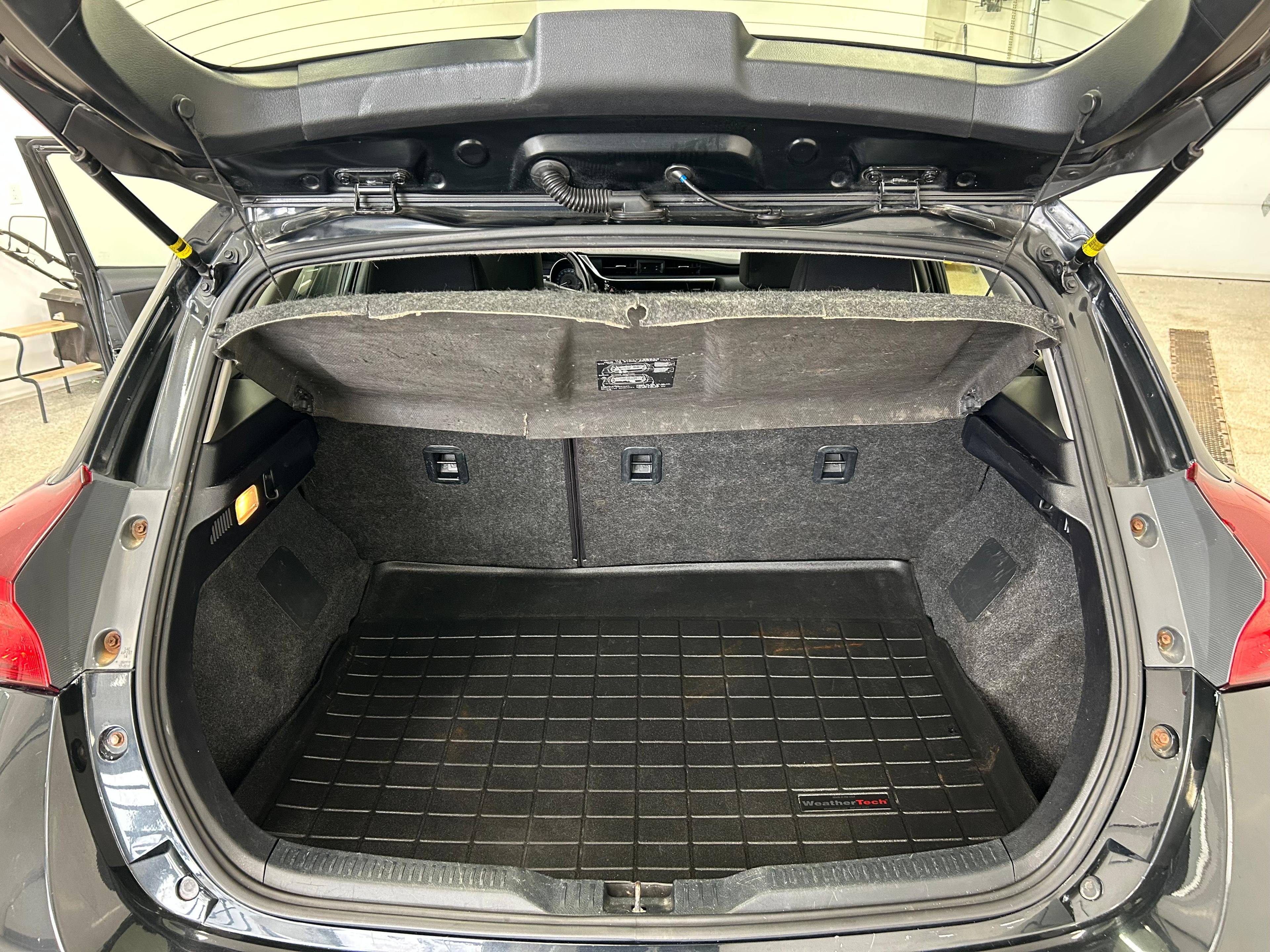 Scion iM 2016 - Image 8