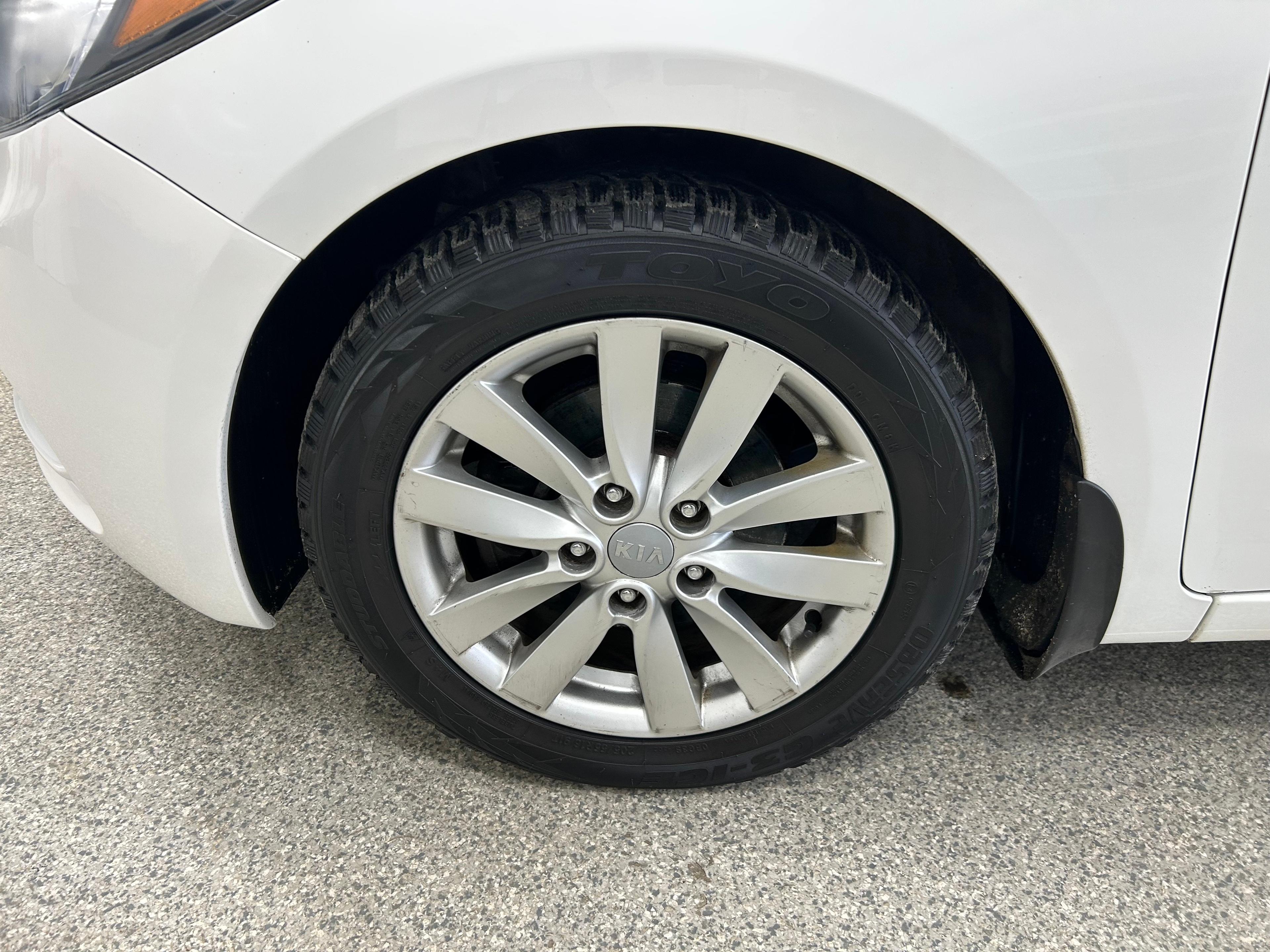 Kia Forte 2016 - Image 2