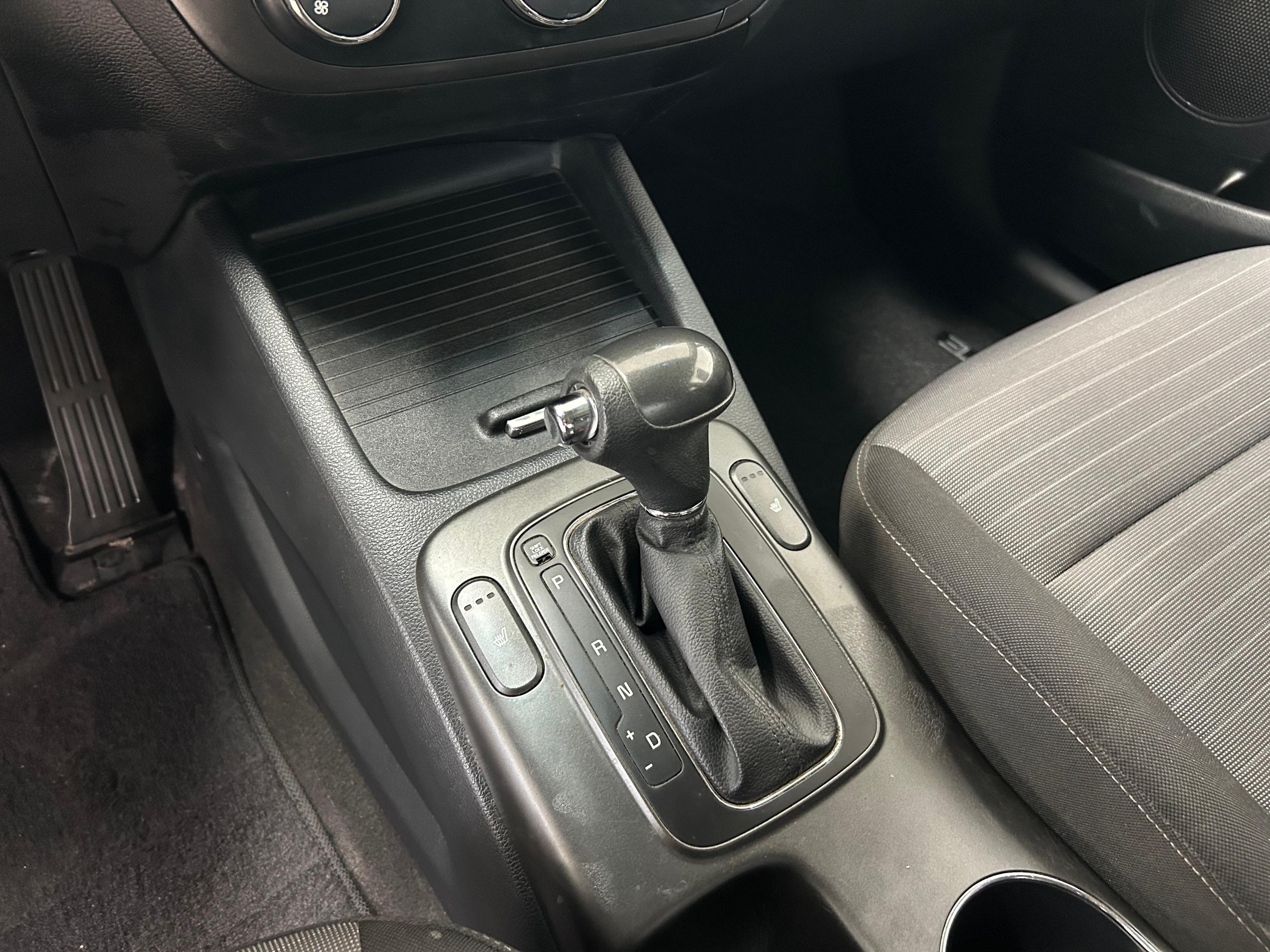 Kia Forte 2016 - Image 12