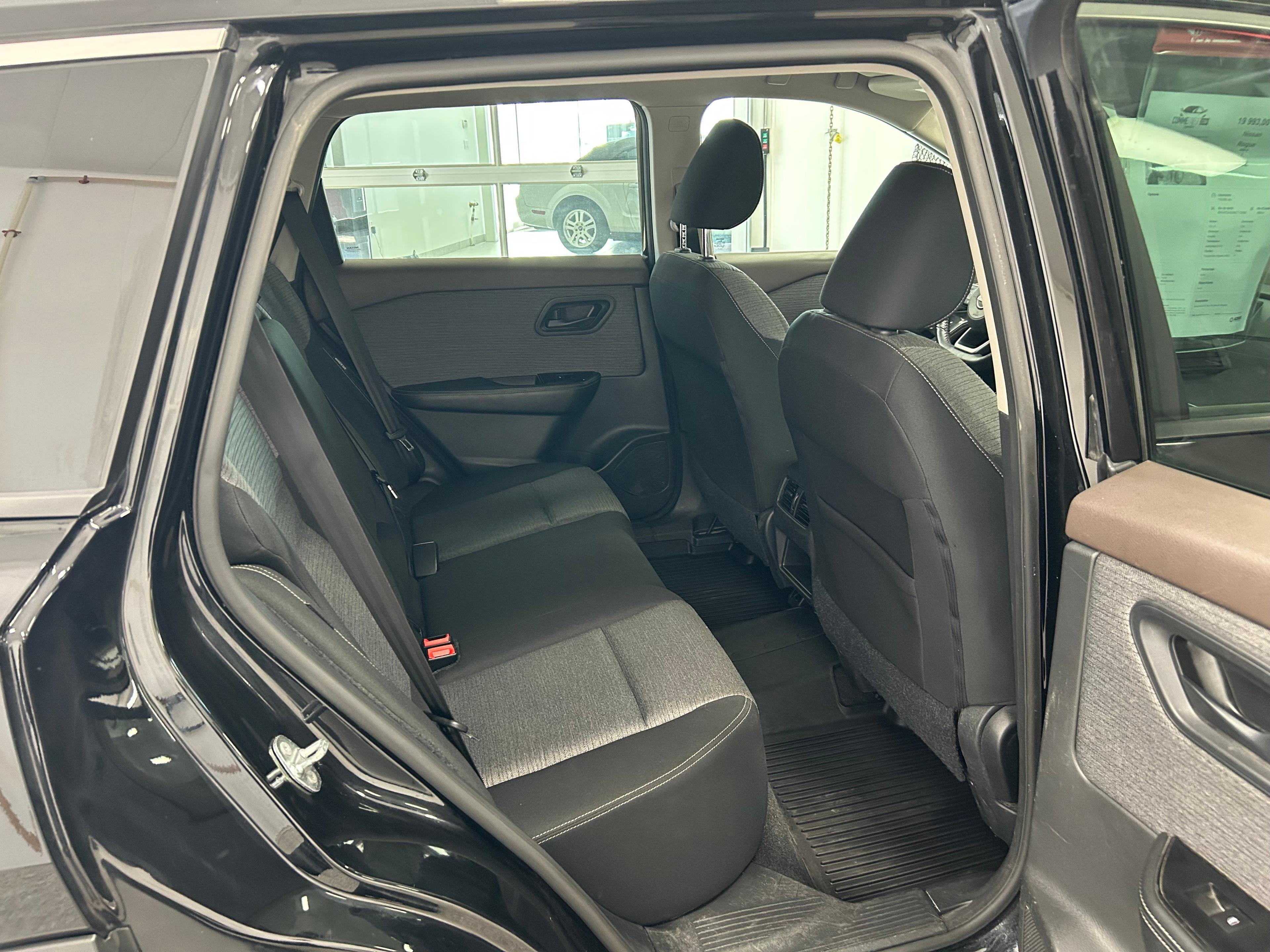 Nissan Rogue 2022 - Image 15