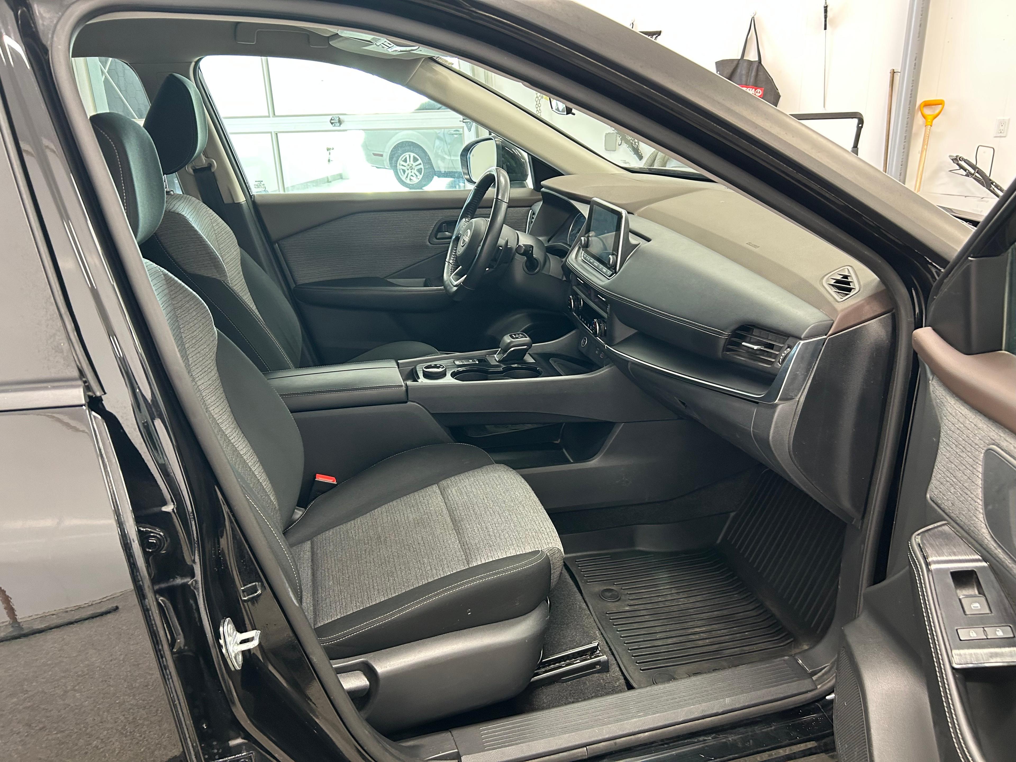 Nissan Rogue 2022 - Image 17