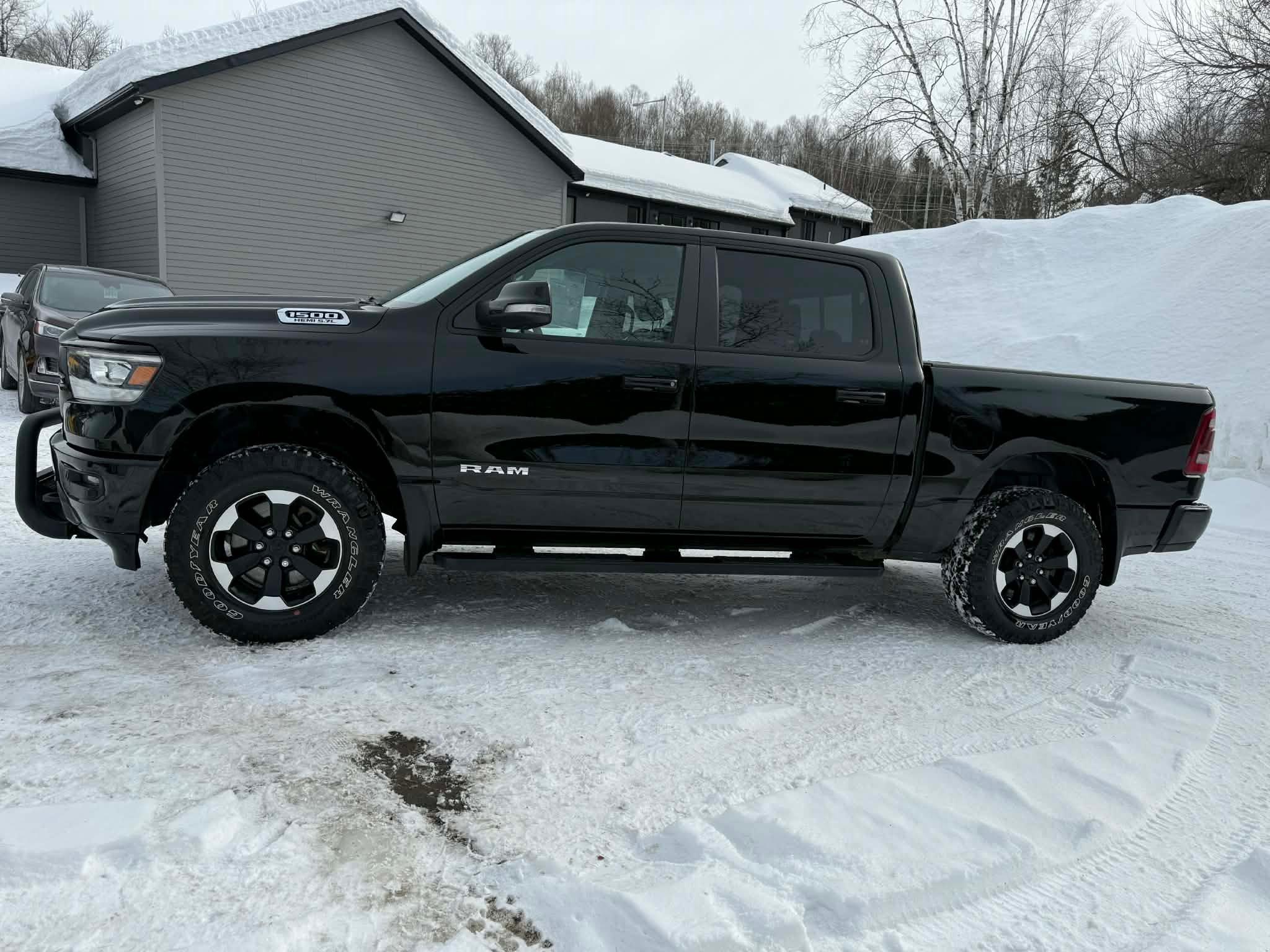 Ram 1500 2020 - Image 22