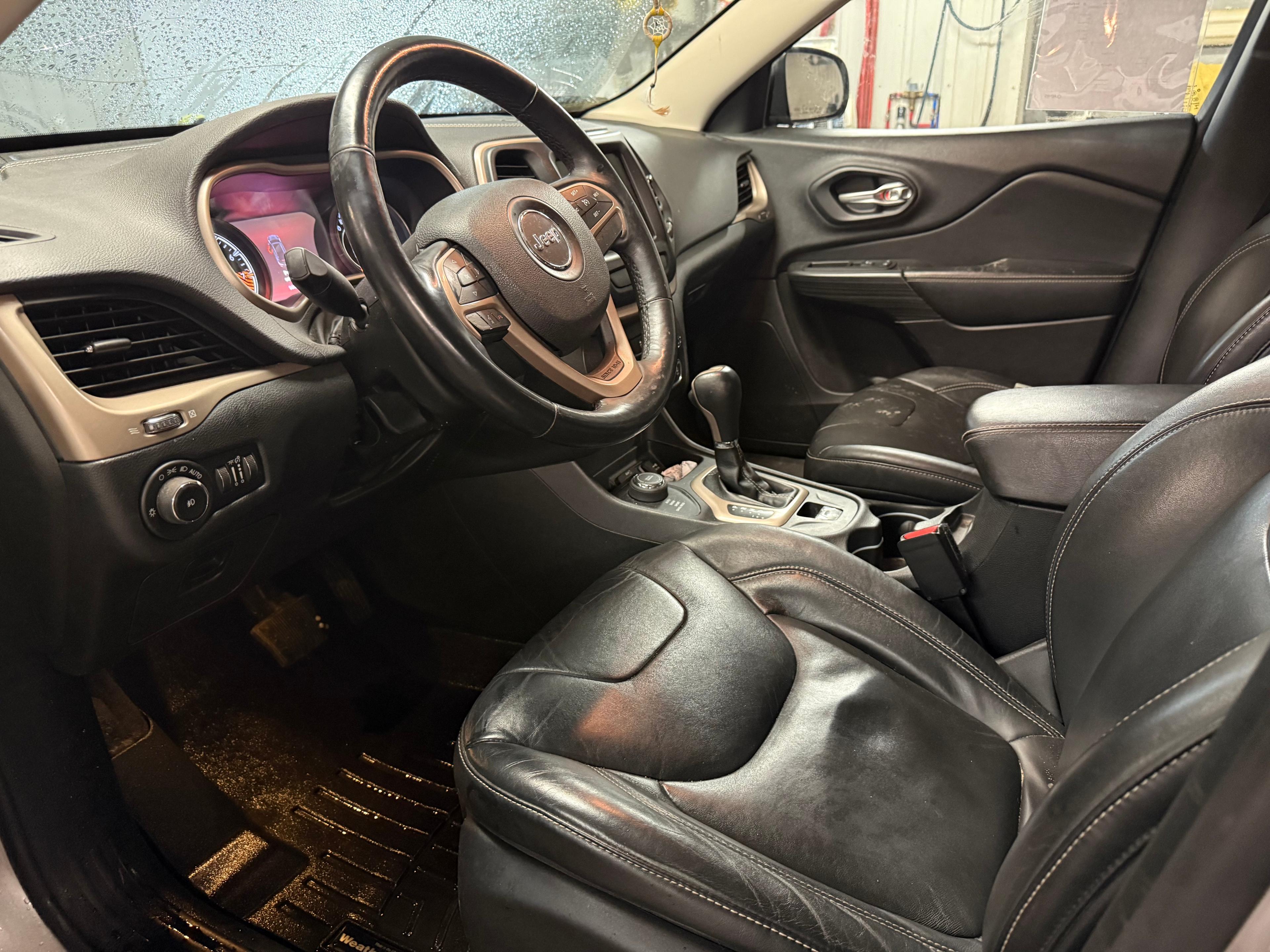 Jeep Cherokee 2014 - Image 9