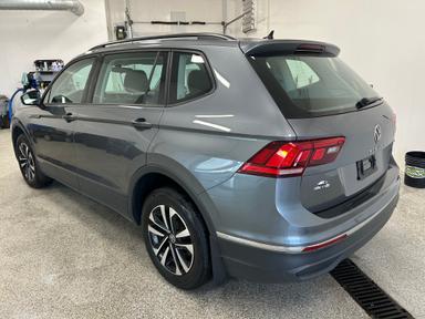 Volkswagen Tiguan 2023 - Thumbnail 4