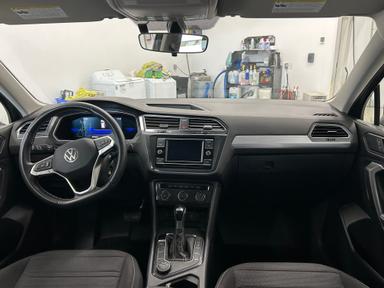 Volkswagen Tiguan 2023 - Thumbnail 16