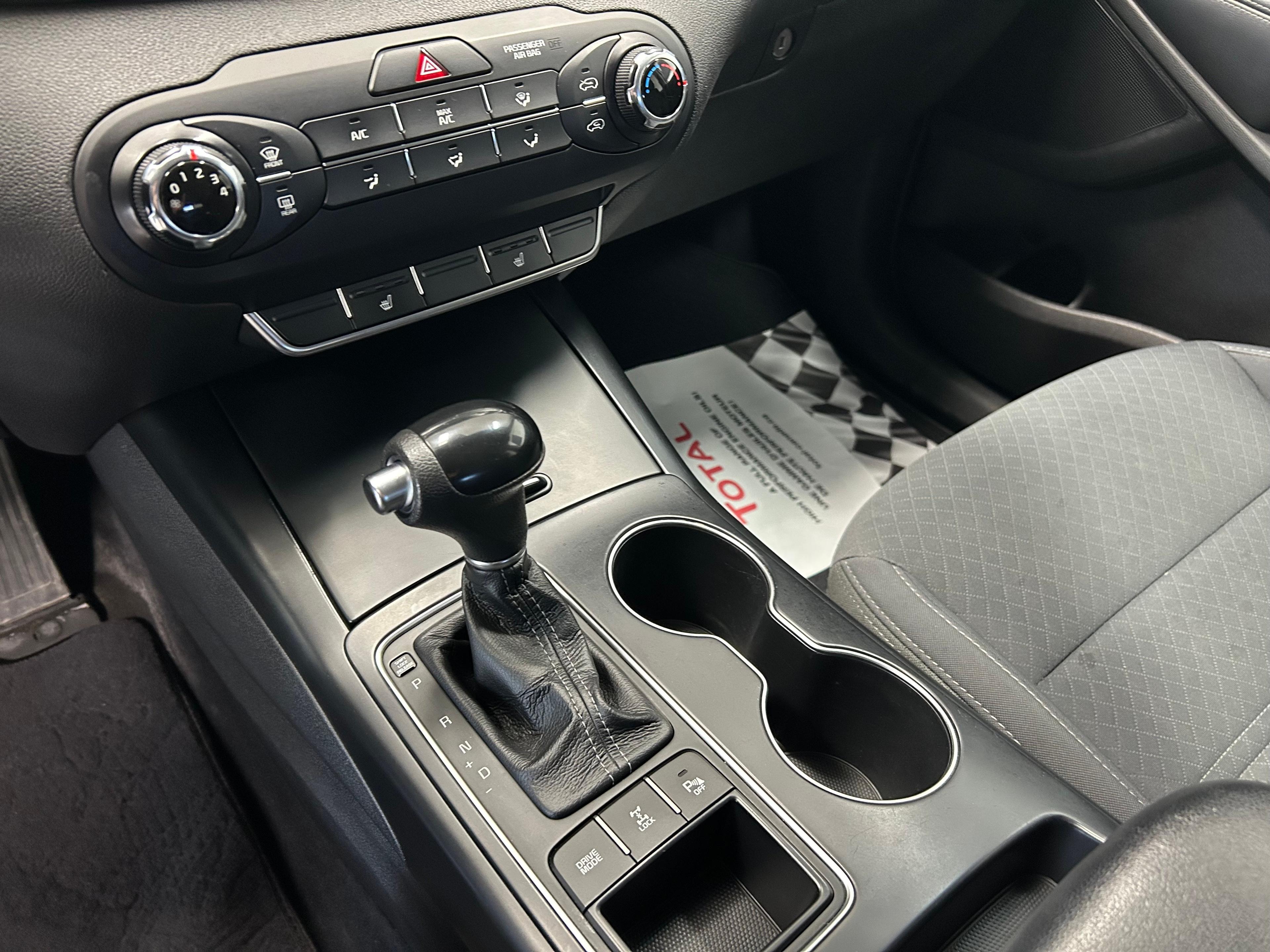 Kia Sorento 2017 - Image 13