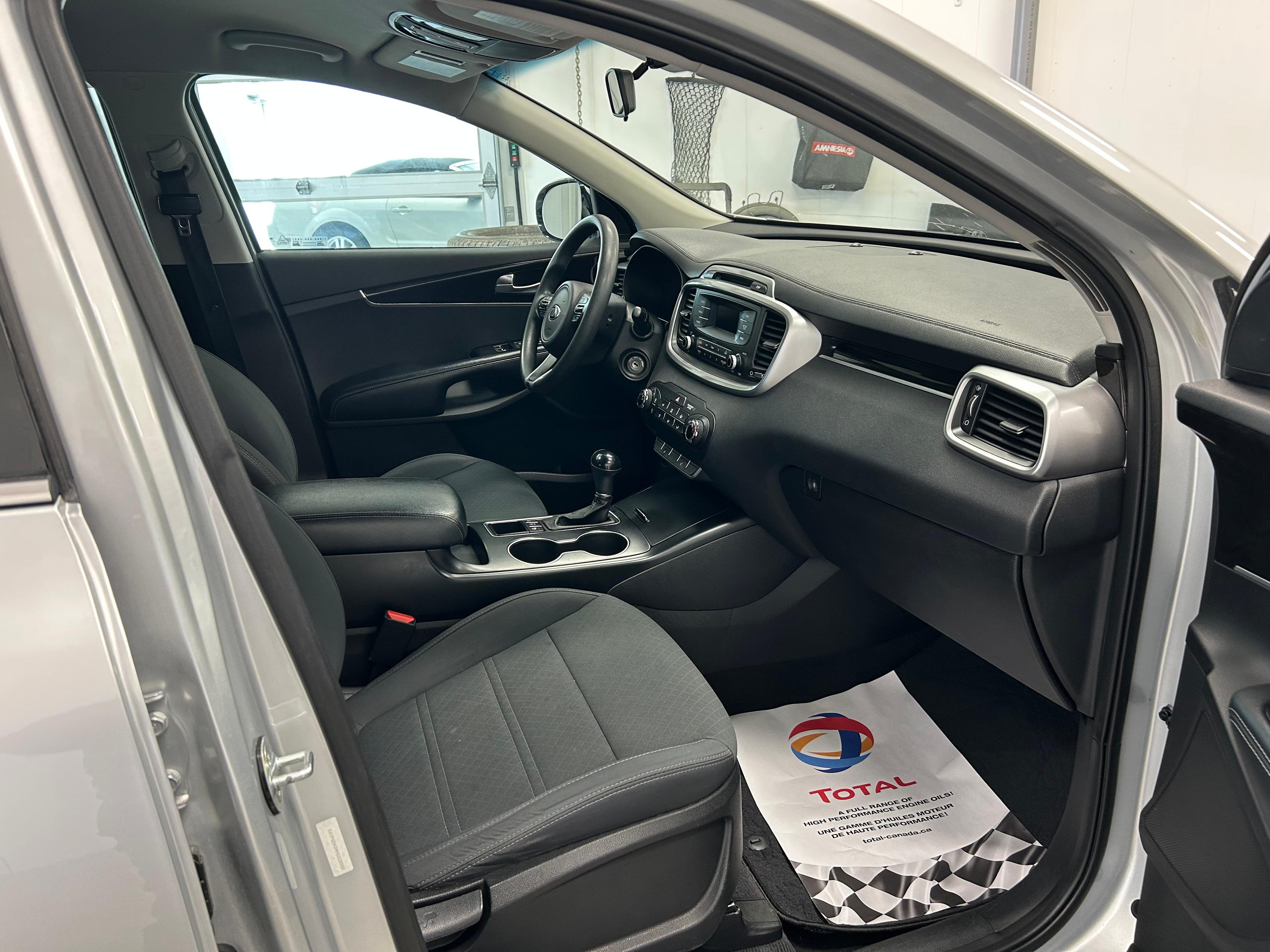 Kia Sorento 2017 - Image 18