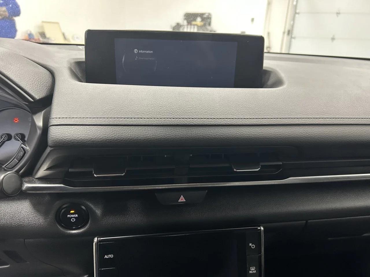 Mazda MX-30 2022 - Image 7