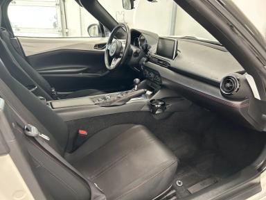 Mazda MX-5 2017 - Thumbnail 10