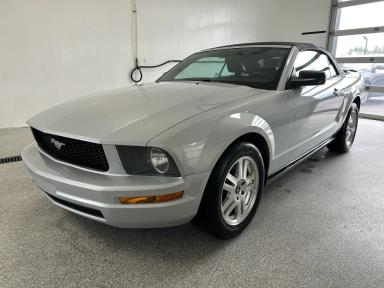 Ford Mustang 2007 - Thumbnail 1