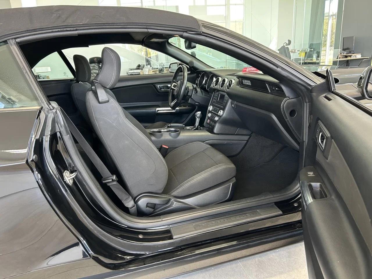 Ford Mustang 2015 - Image 13