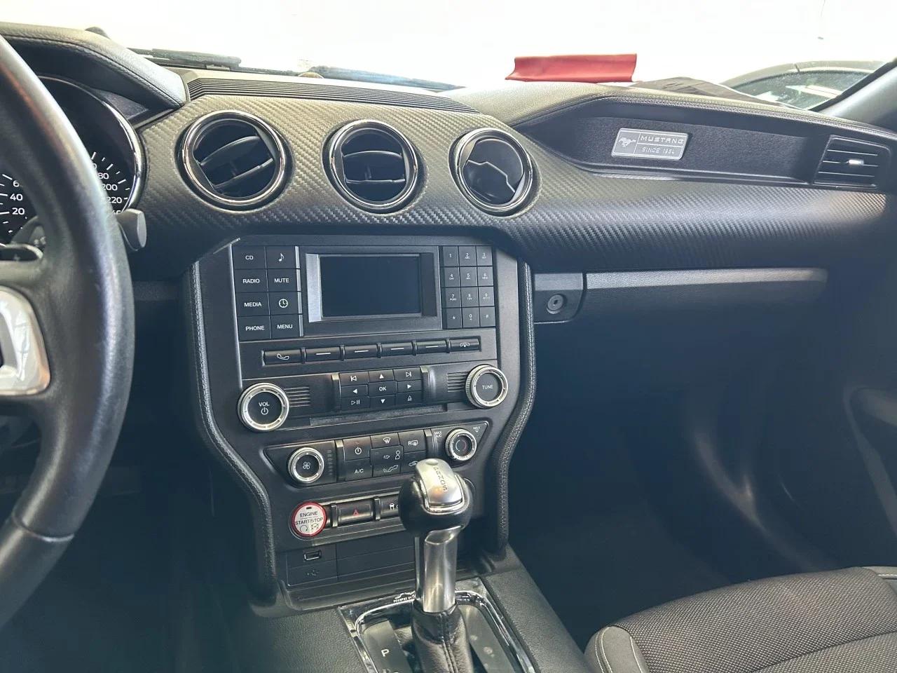 Ford Mustang 2015 - Image 14