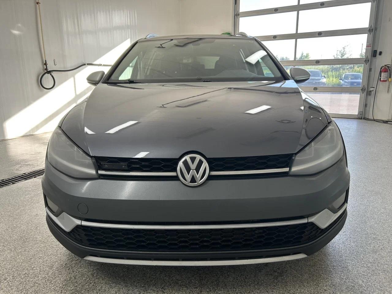 Volkswagen Golf Alltrack 2019 - Image 3
