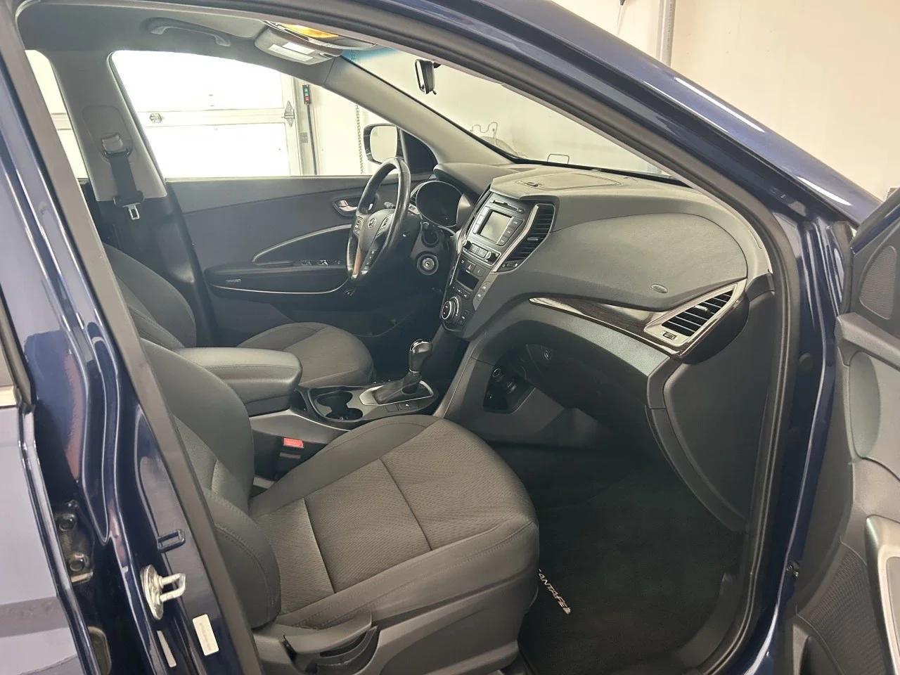 Hyundai Santa Fe 2017 - Image 7