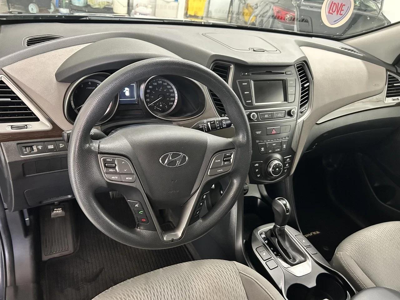 Hyundai Santa Fe 2018 - Image 7
