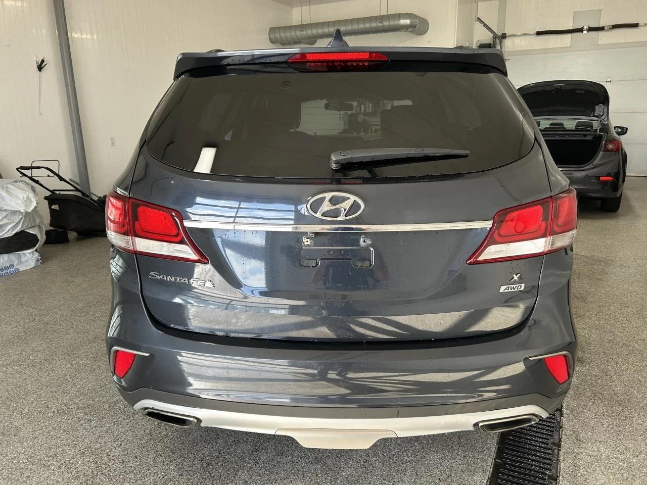 Hyundai Santa Fe 2018 - Image 9