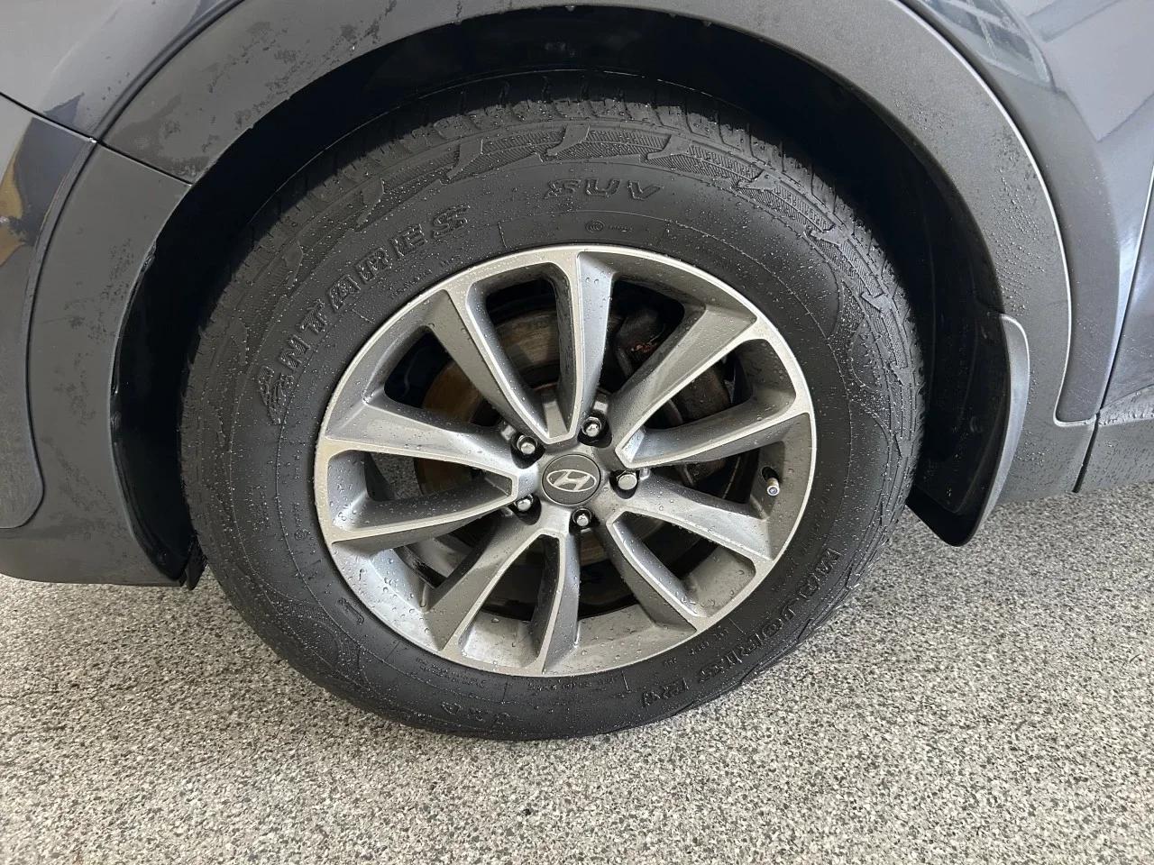 Hyundai Santa Fe 2018 - Image 11