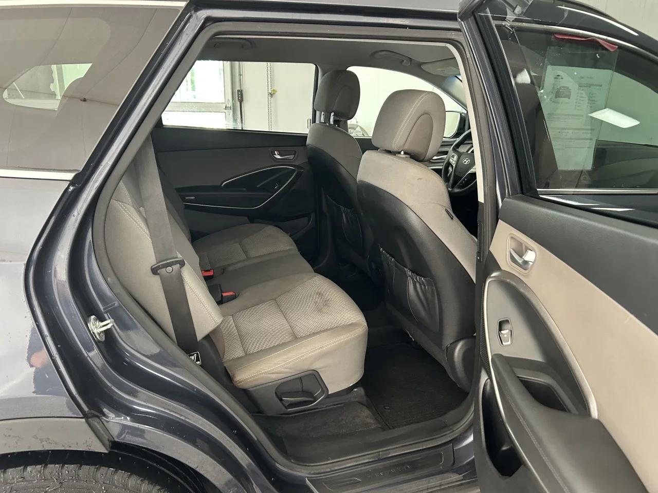 Hyundai Santa Fe 2018 - Image 17