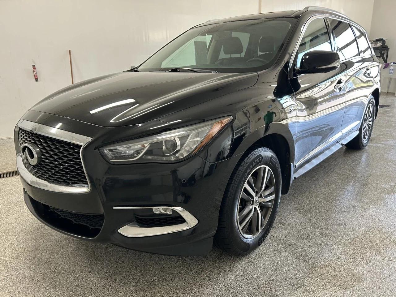 Infiniti QX60 2017 - Image 1