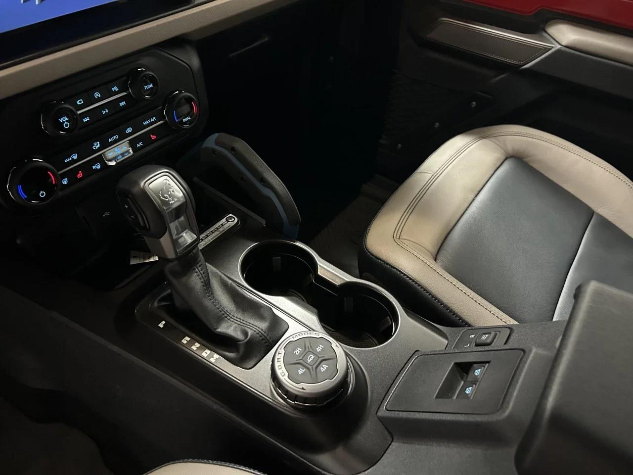 Ford Bronco 2021 - Image 19