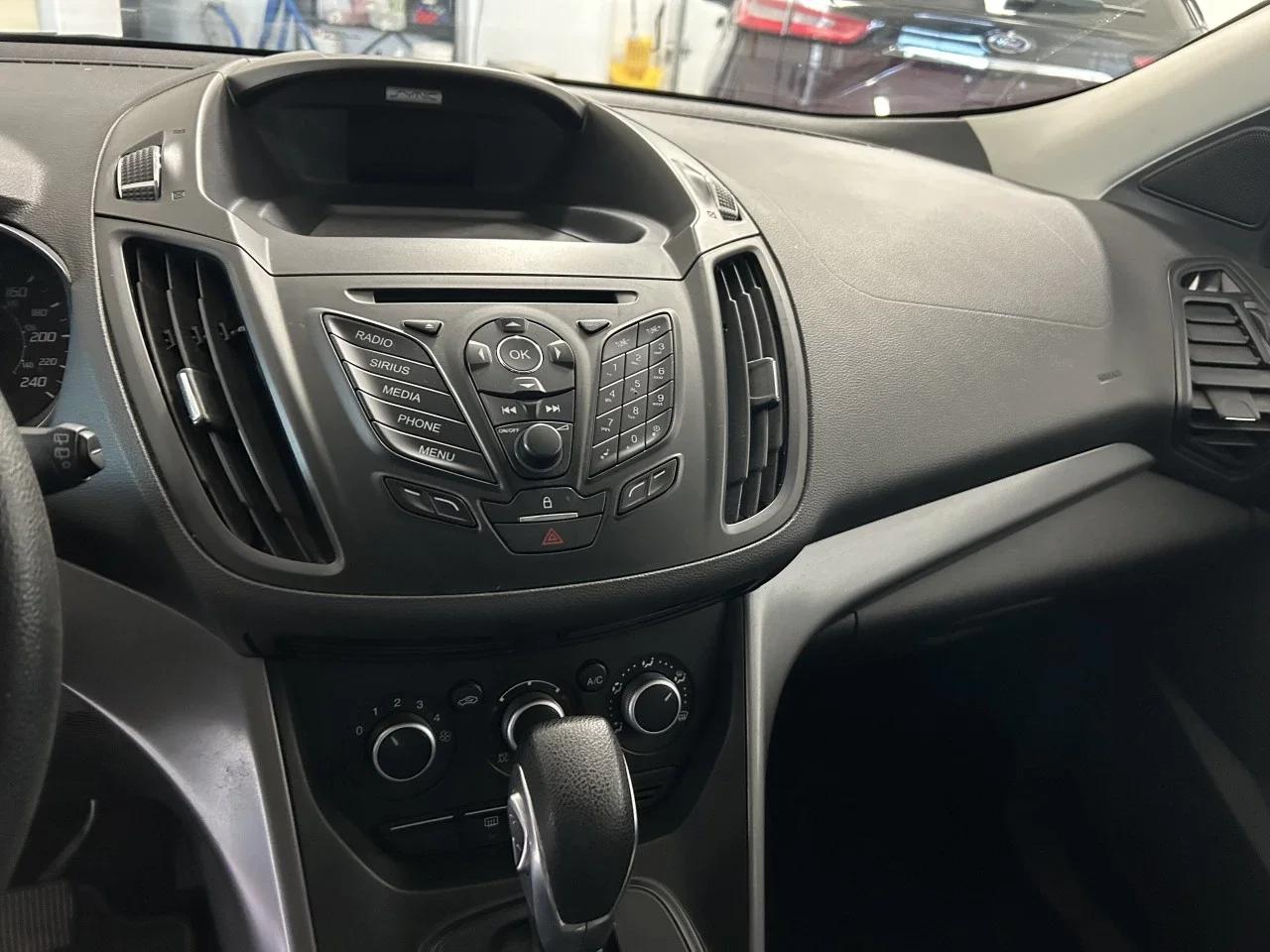 Ford Escape 2015 - Image 6