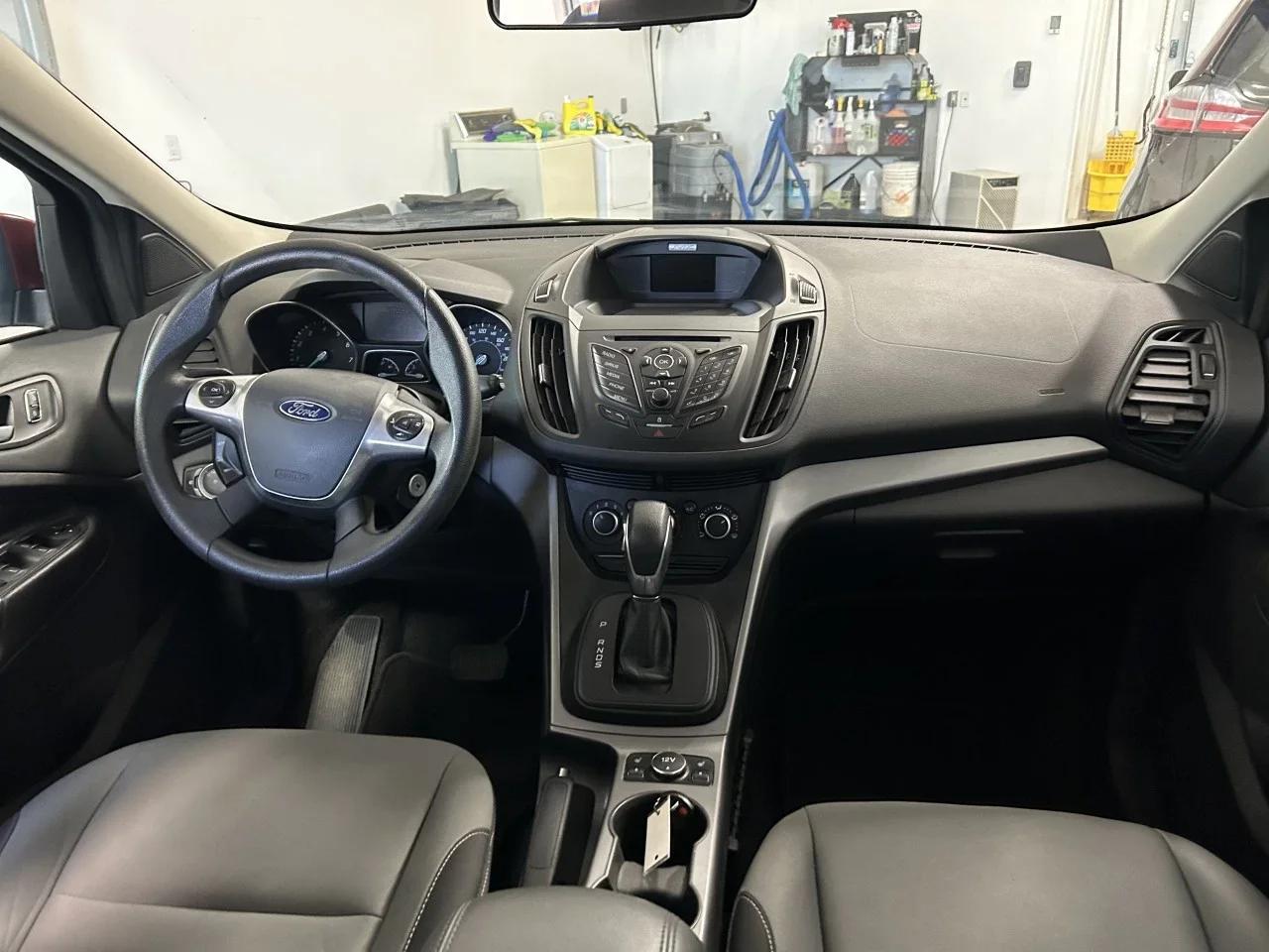 Ford Escape 2015 - Image 10