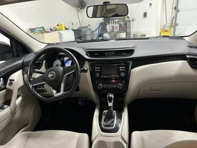 Nissan Qashqai 2018 - Thumbnail 2