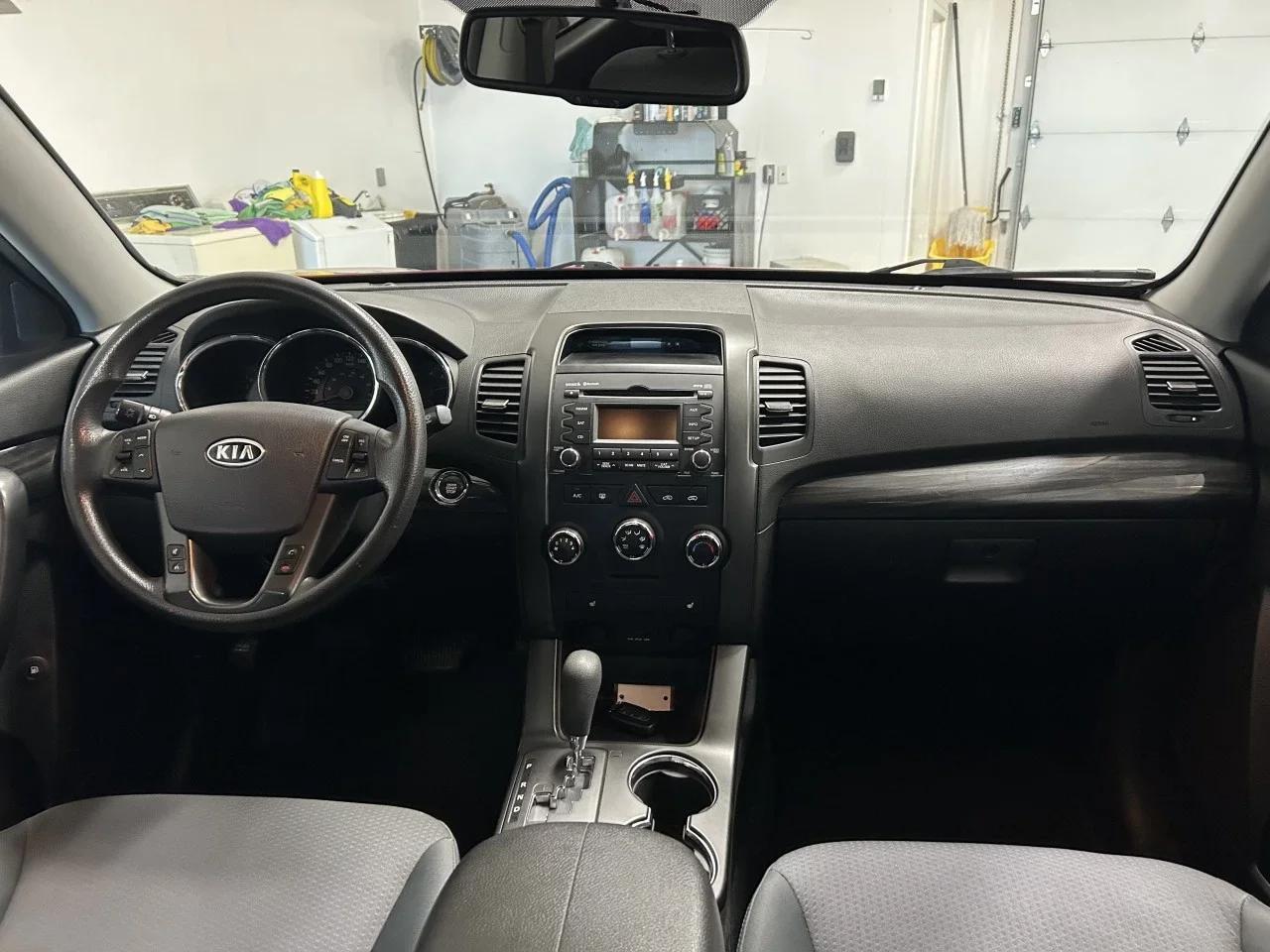 Kia Sorento 2013 - Image 8