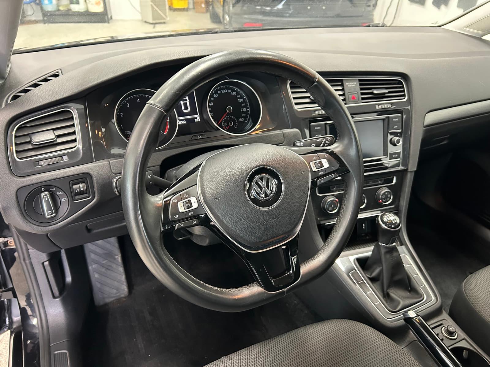 Volkswagen Golf 2019 - Image 10