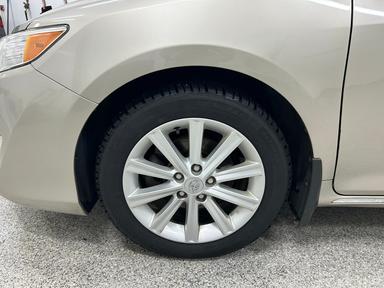 Toyota Camry 2013 - Thumbnail 2