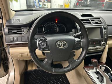 Toyota Camry 2013 - Thumbnail 11