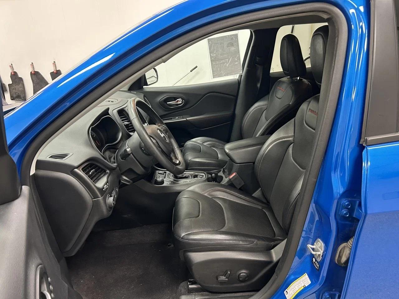 Jeep Cherokee 2023 - Image 7