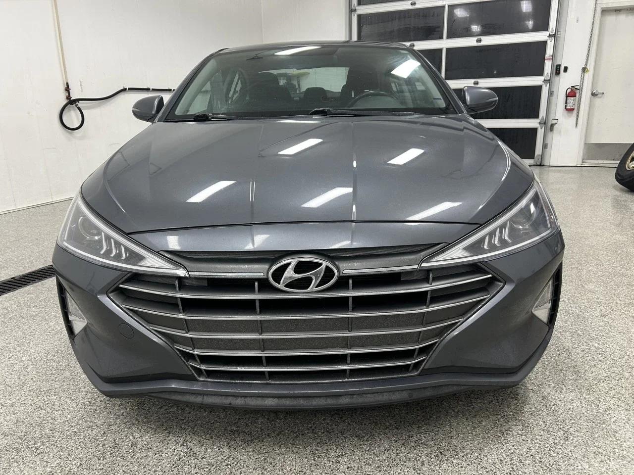 Hyundai Elantra 2020 - Image 4