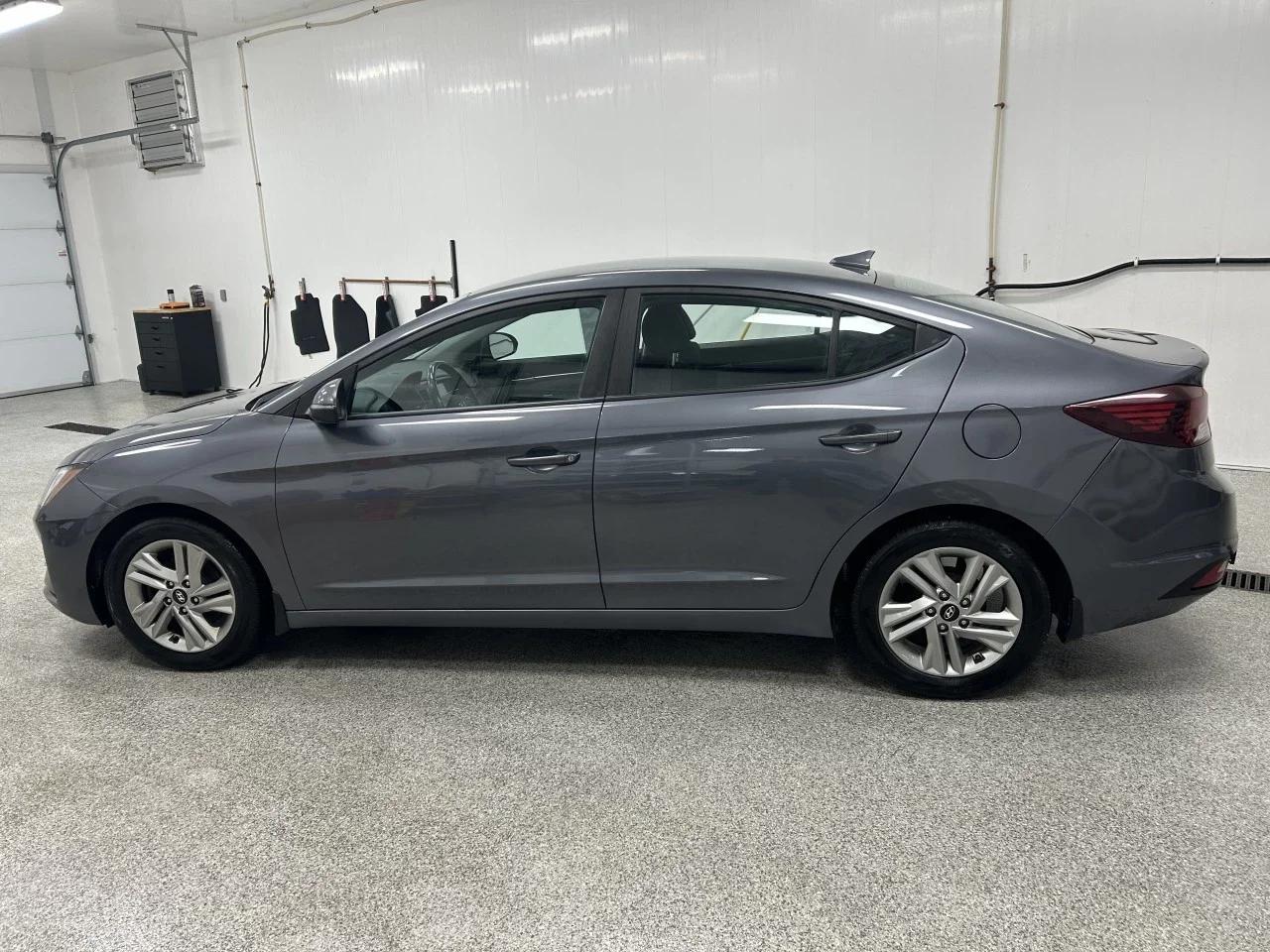 Hyundai Elantra 2020 - Image 16
