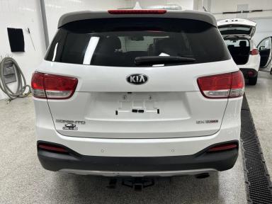 Kia Sorento 2018 - Thumbnail 16