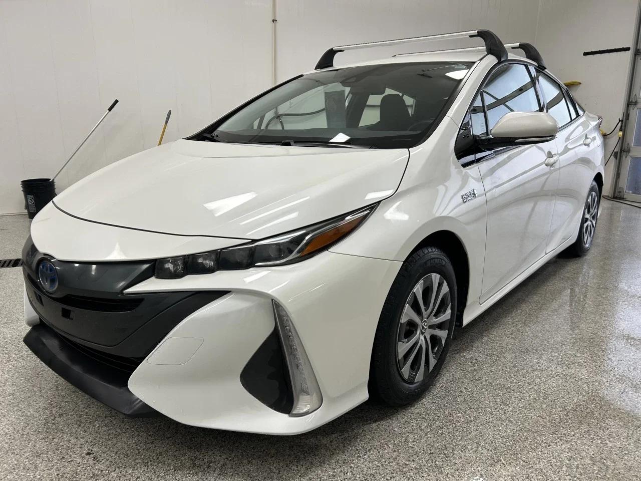Toyota Prius Prime 2020 - Image 1